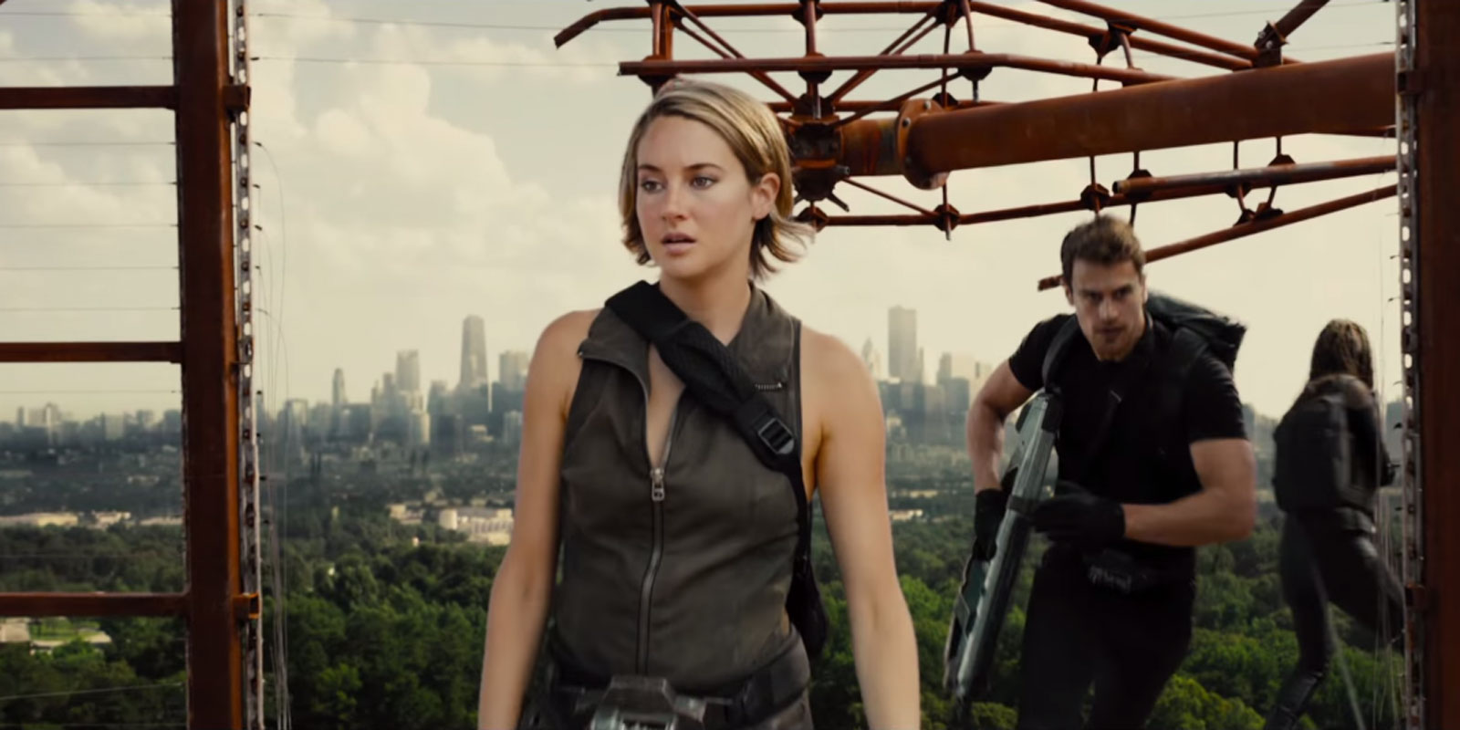 The Divergent Series : Allegiant Official Trailer